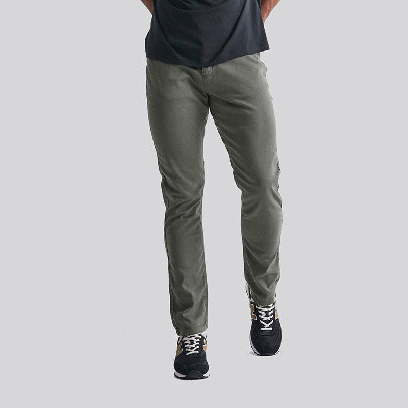 Duer Mens No Sweat Relaxed Taper Gull 31/30