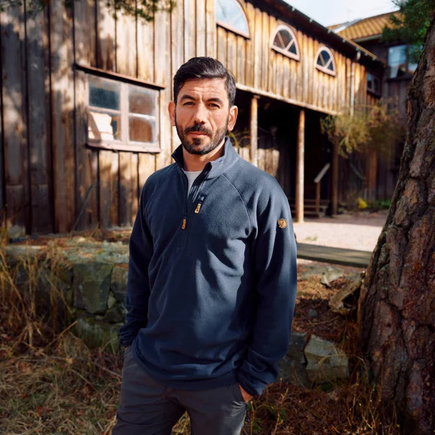 A man wearing a Fjallraven Övik sweater for the Fjallraven Buyer's Guide
