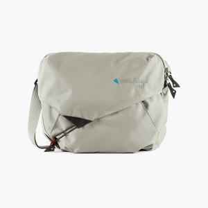 Gaut Messenger Bag