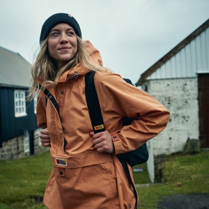 Fjällräven Women's Jackets - Nordic Outdoor