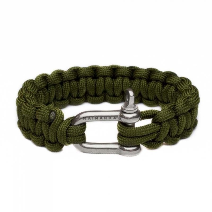 What is hotsell a paracord bracelet